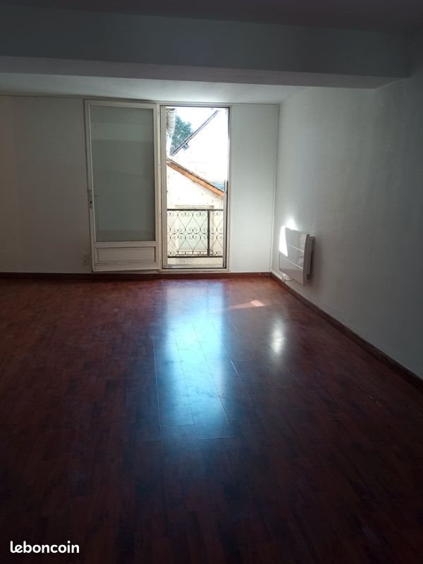 Appartement à louer, 70m², Longué-Jumelles