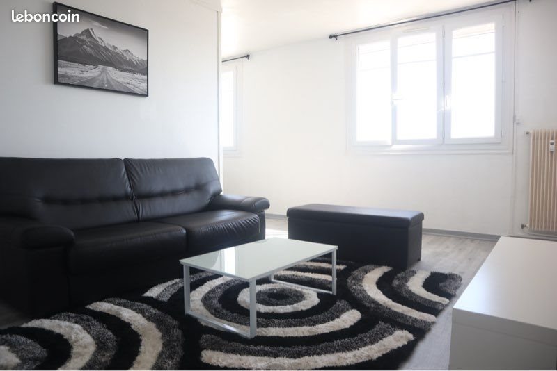 Appartement à louer, 65m², Nîmes