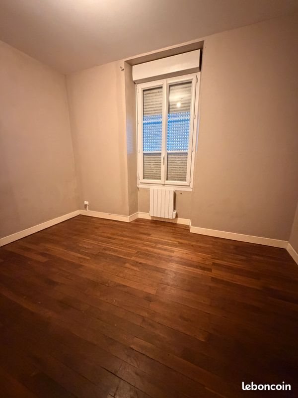 Appartement à louer, 80m², Saint-Claud