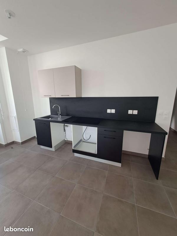 Appartement à louer, 71m², Lyon 8ème