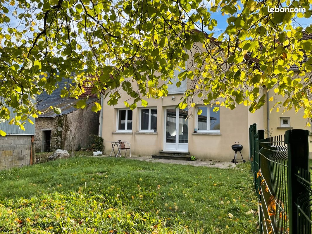 Maison à louer, 123m², Saint-Fiel