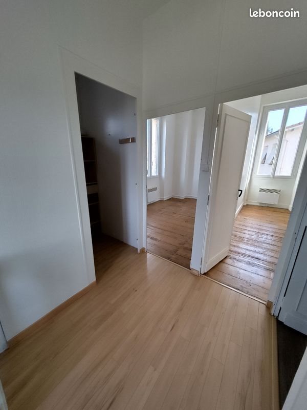 Maison à louer, 63m², Bommes