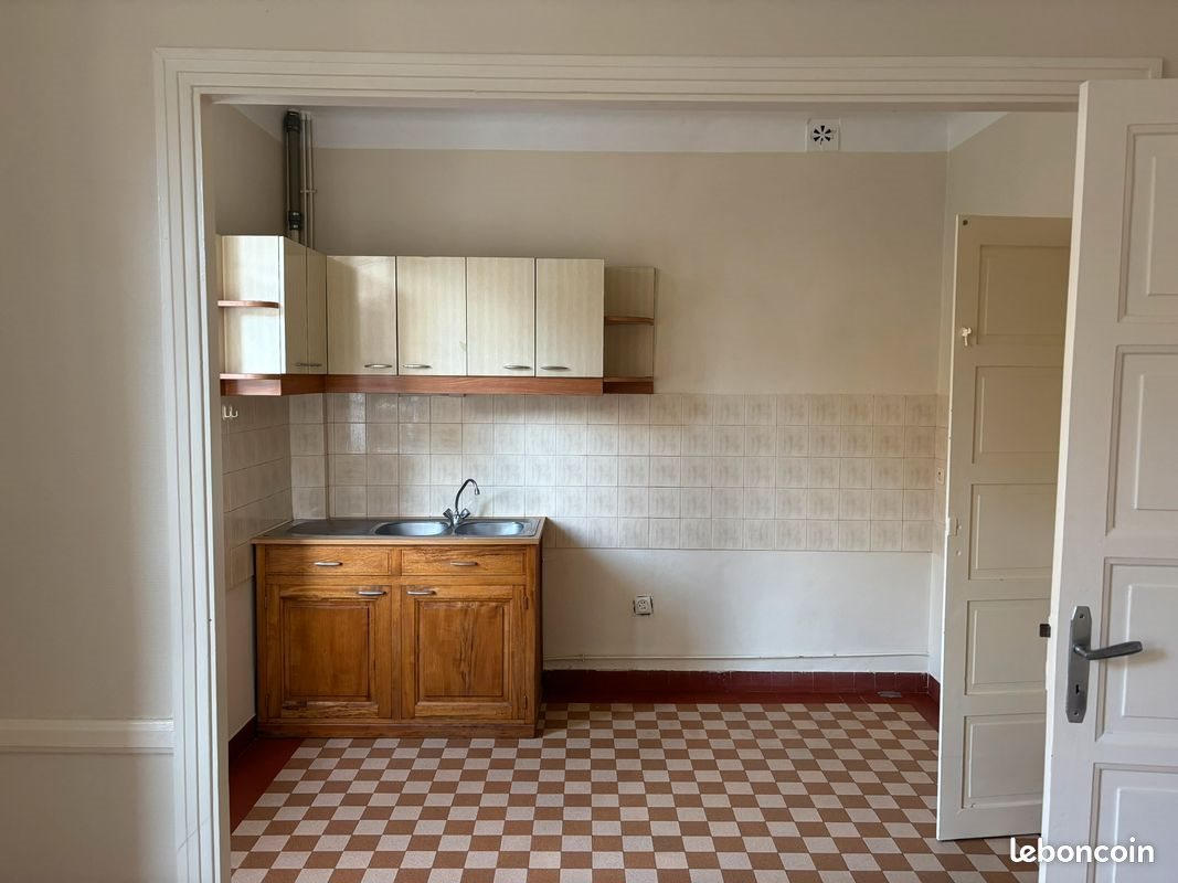 Appartement à louer, 97m², Murat