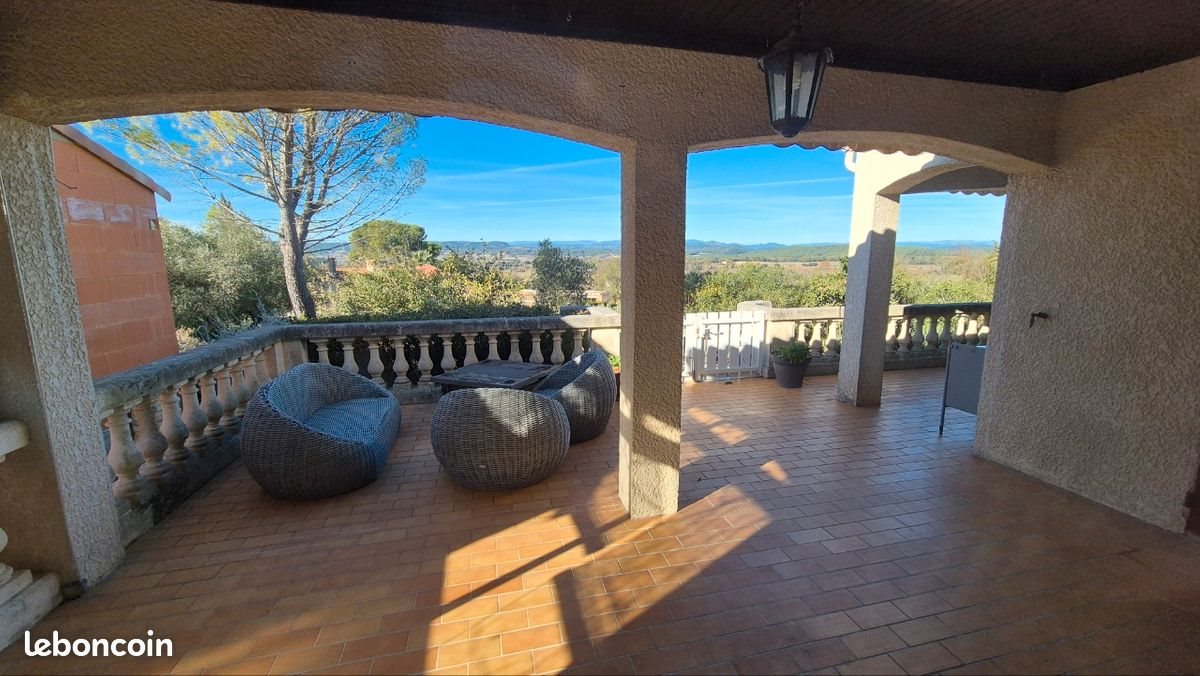 Maison à louer, 120m², Villevieille