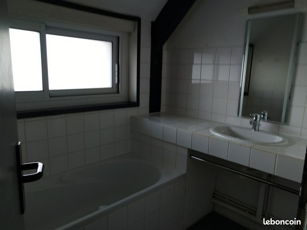 Appartement à louer, 72m², La Dornac