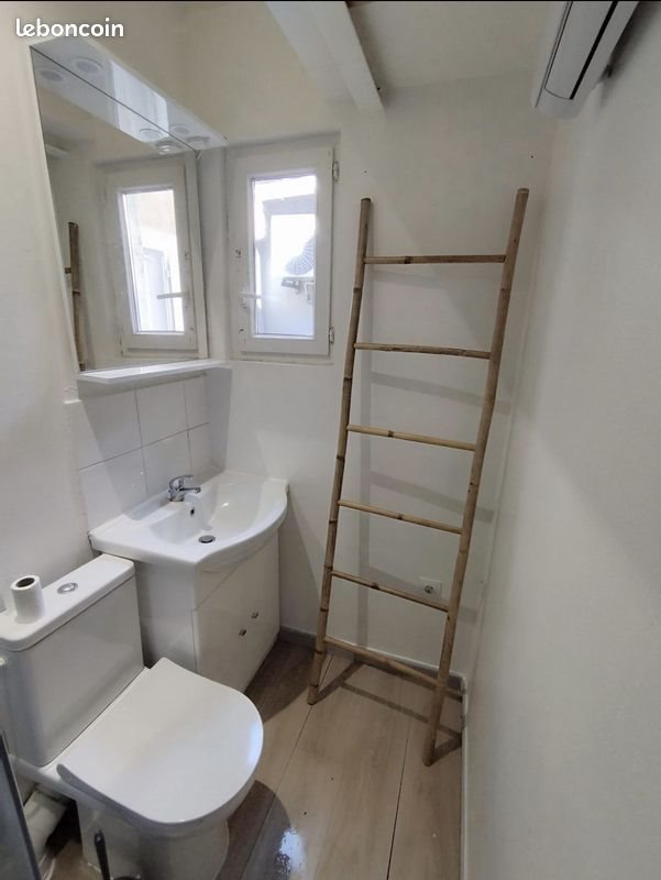 Appartement à louer, 24m², Nîmes