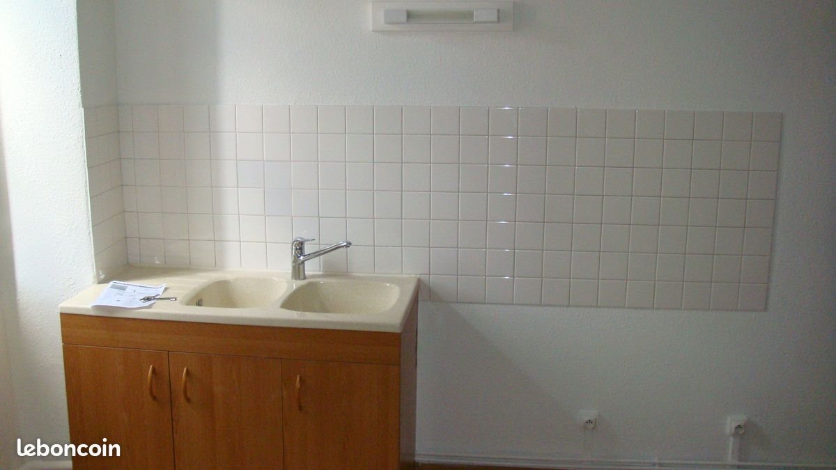 Appartement à louer, 80m², Ucel