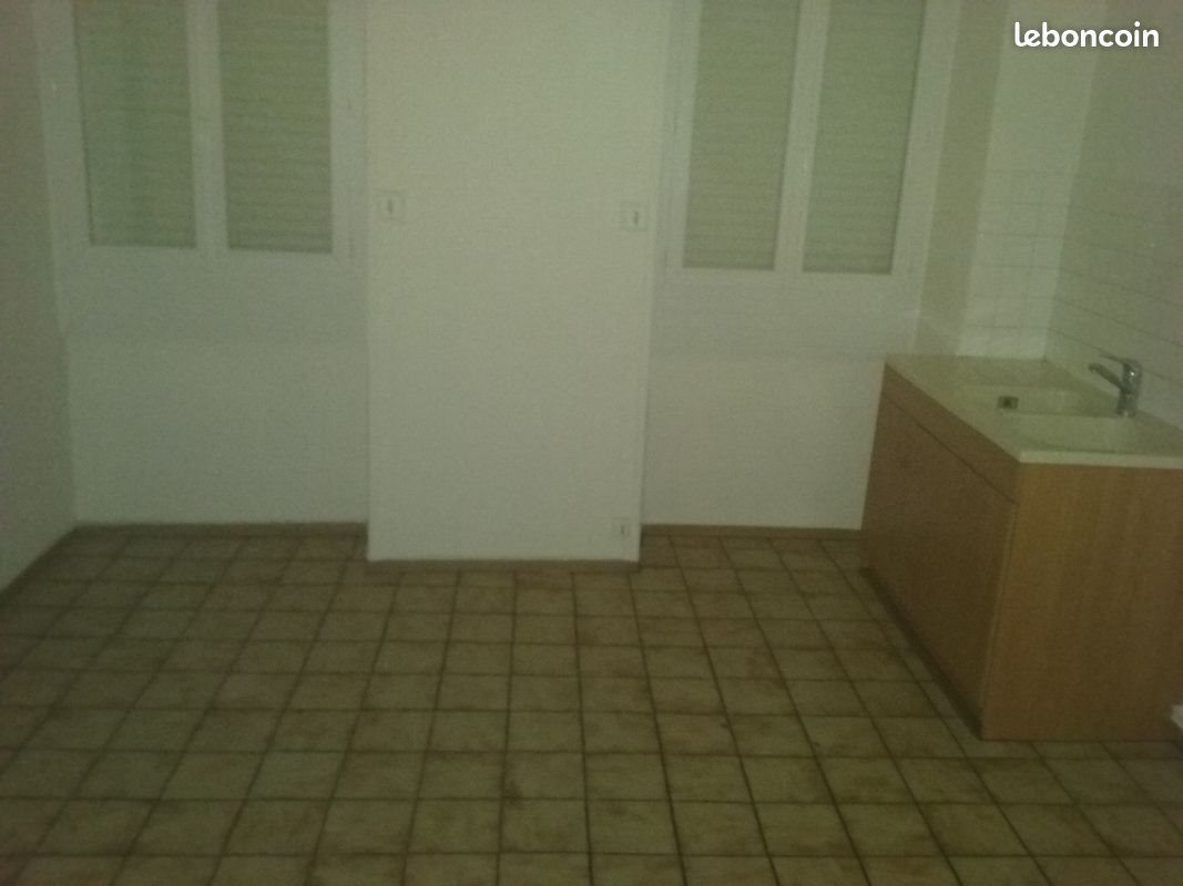 Appartement à louer, 80m², Ucel