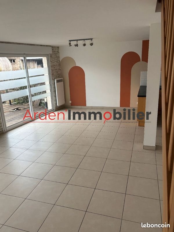 Maison à louer, 119m², Neuflize