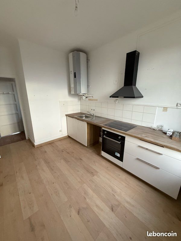 Appartement à louer, 100m², Thiers