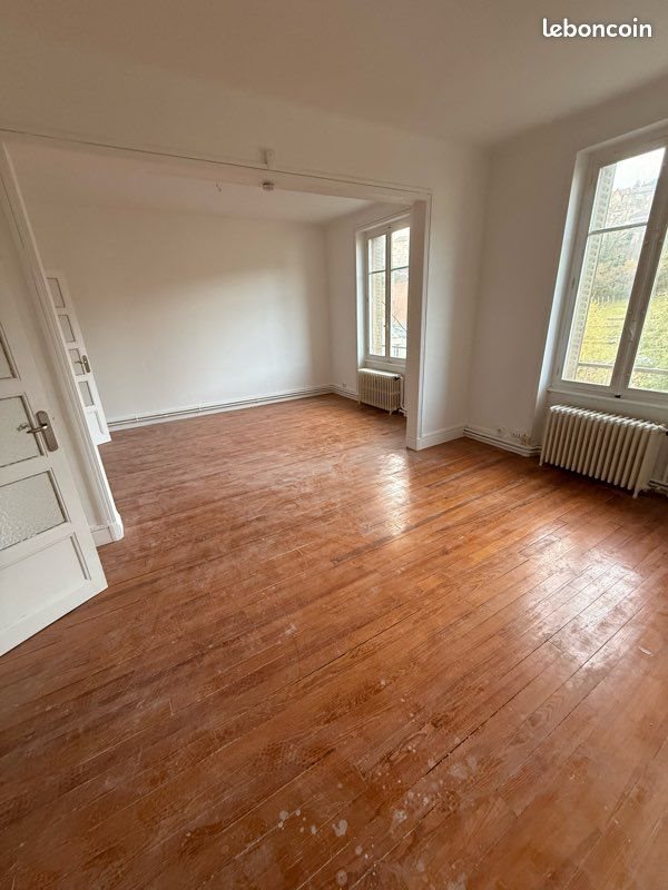 Appartement à louer, 100m², Thiers