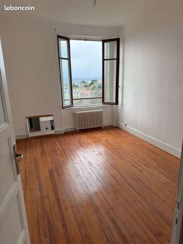 Appartement à louer, 100m², Thiers