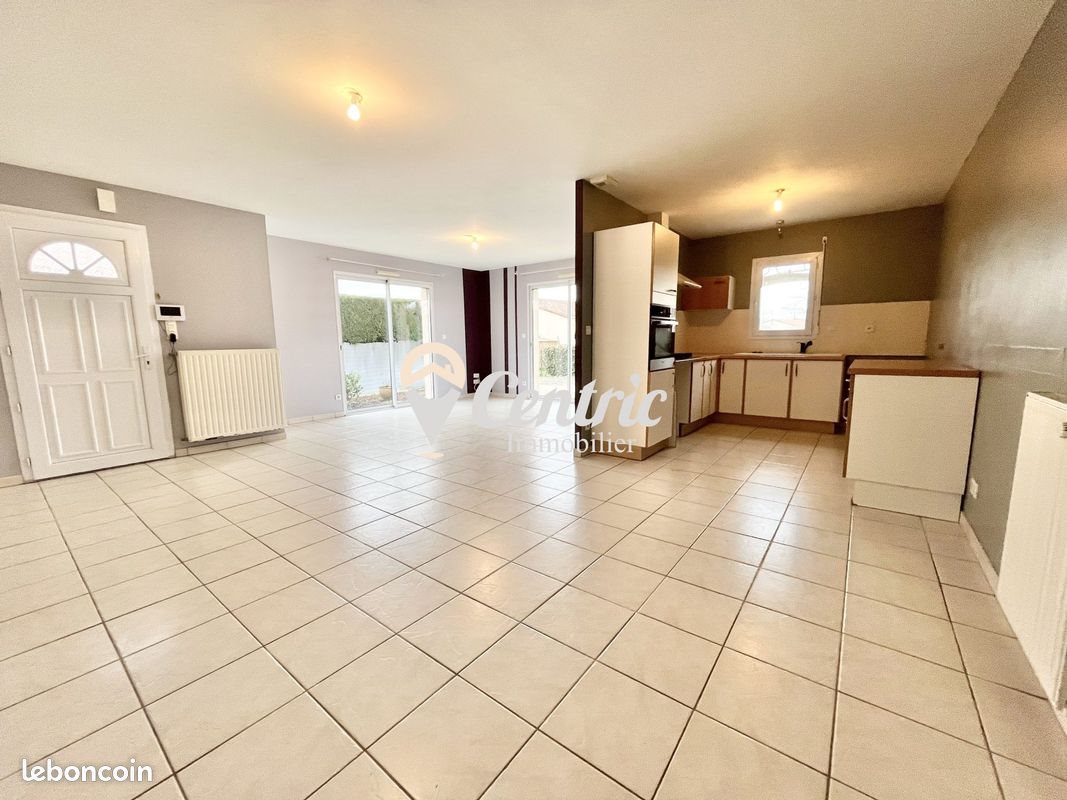 Maison à louer, 88m², Bressuire