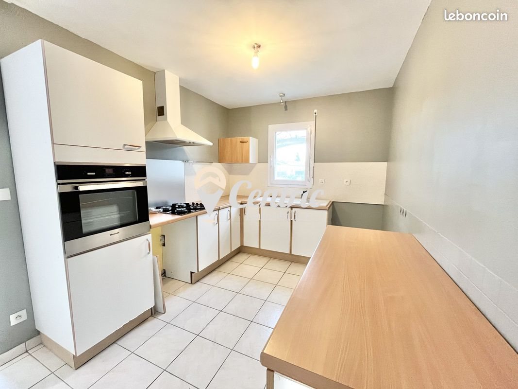 Maison à louer, 88m², Bressuire