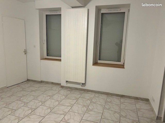 Maison à louer, 90m², Bussy-en-Othe