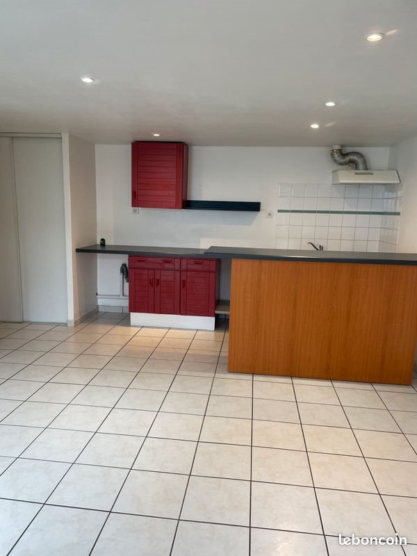 Appartement à louer, 27m², Cenon