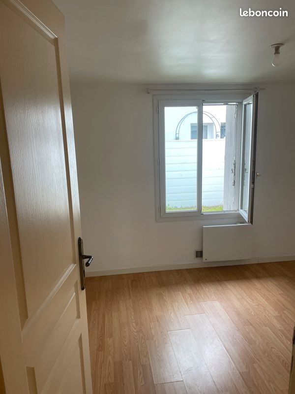 Appartement à louer, 27m², Cenon