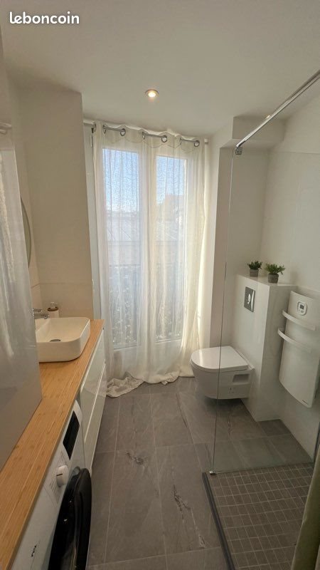Appartement à louer, 31m², Paris 18ème
