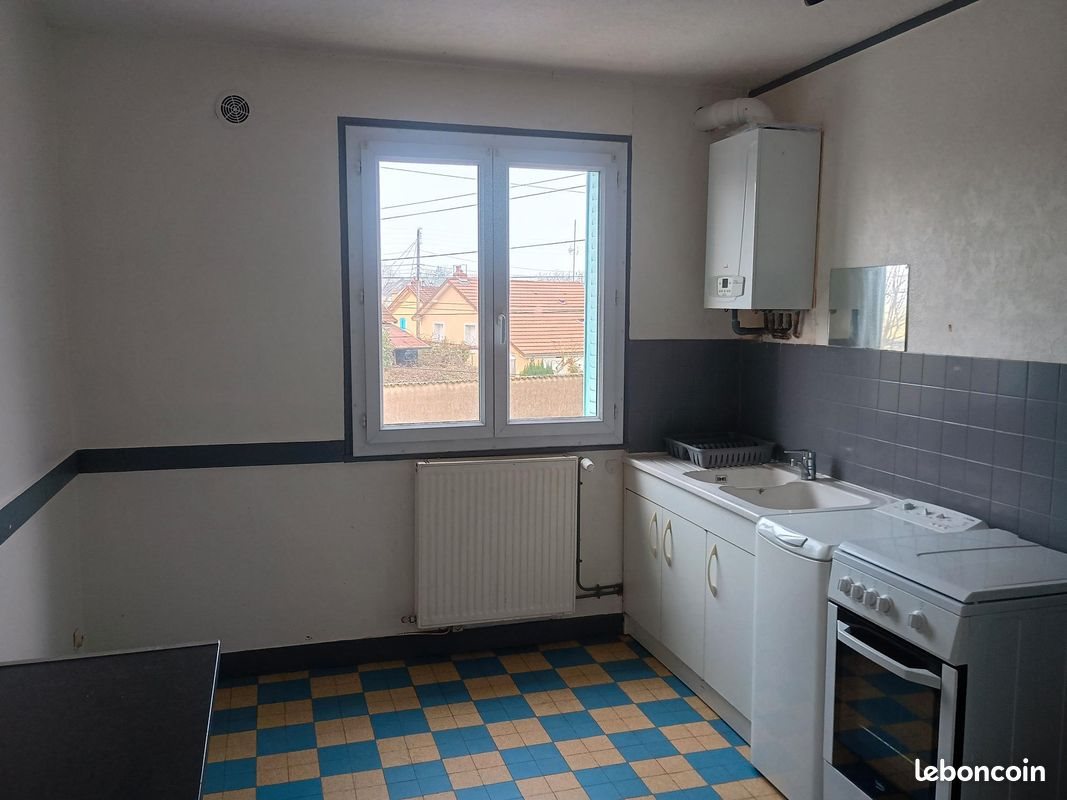 Appartement à louer, 42m², Digoin