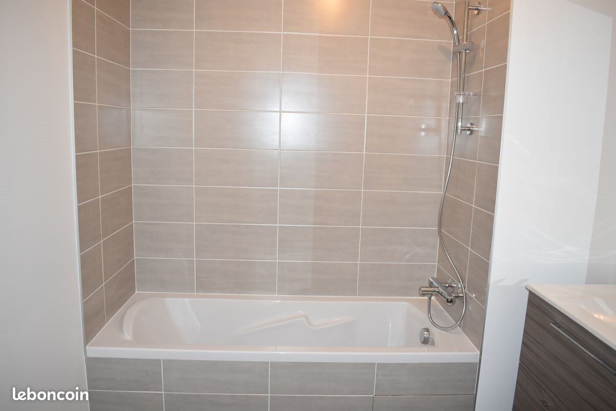 Appartement à louer, 82m², Veigy-Foncenex