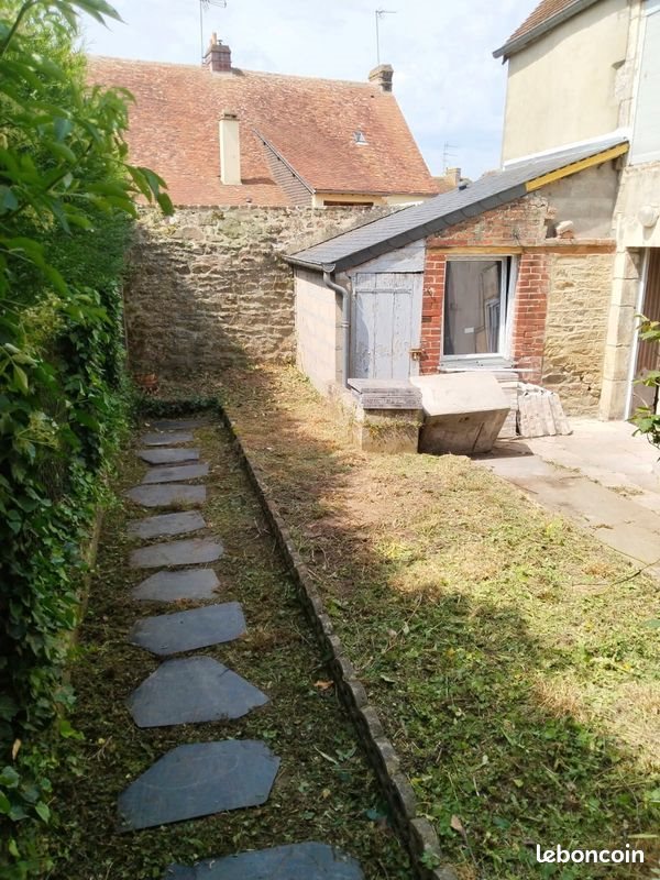 Maison à louer, 65m², Boucé