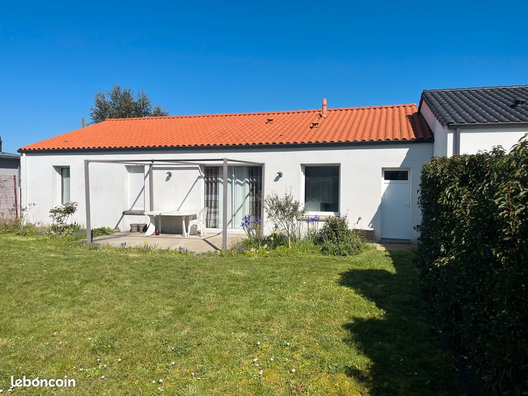 Maison à louer, 90m², Aigrefeuille-sur-Maine