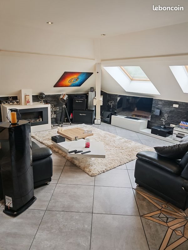 Appartement à louer, 82m², Morbier