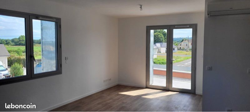 Appartement à louer, 80m², Mazerolles