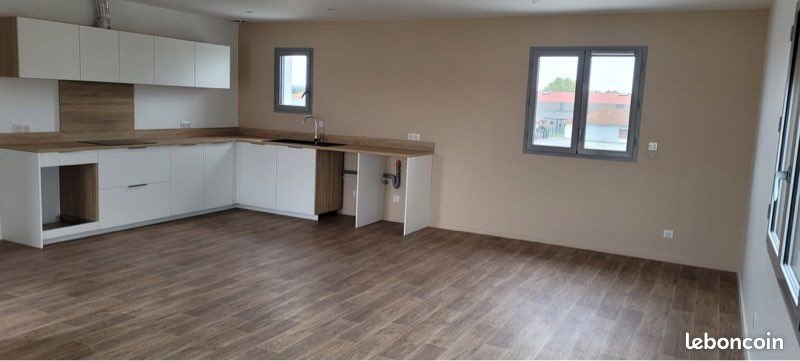 Appartement à louer, 80m², Mazerolles