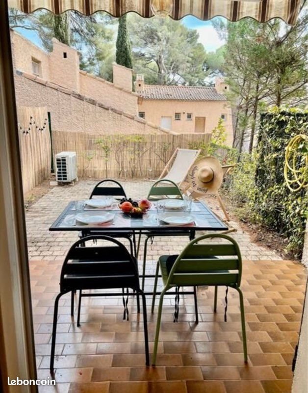 Appartement à louer, 25m², Saint-Cyr-sur-Mer