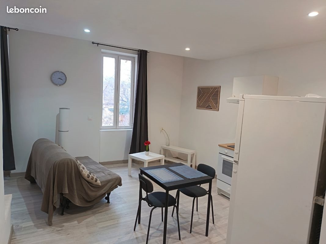 Appartement à louer, 25m², Aups