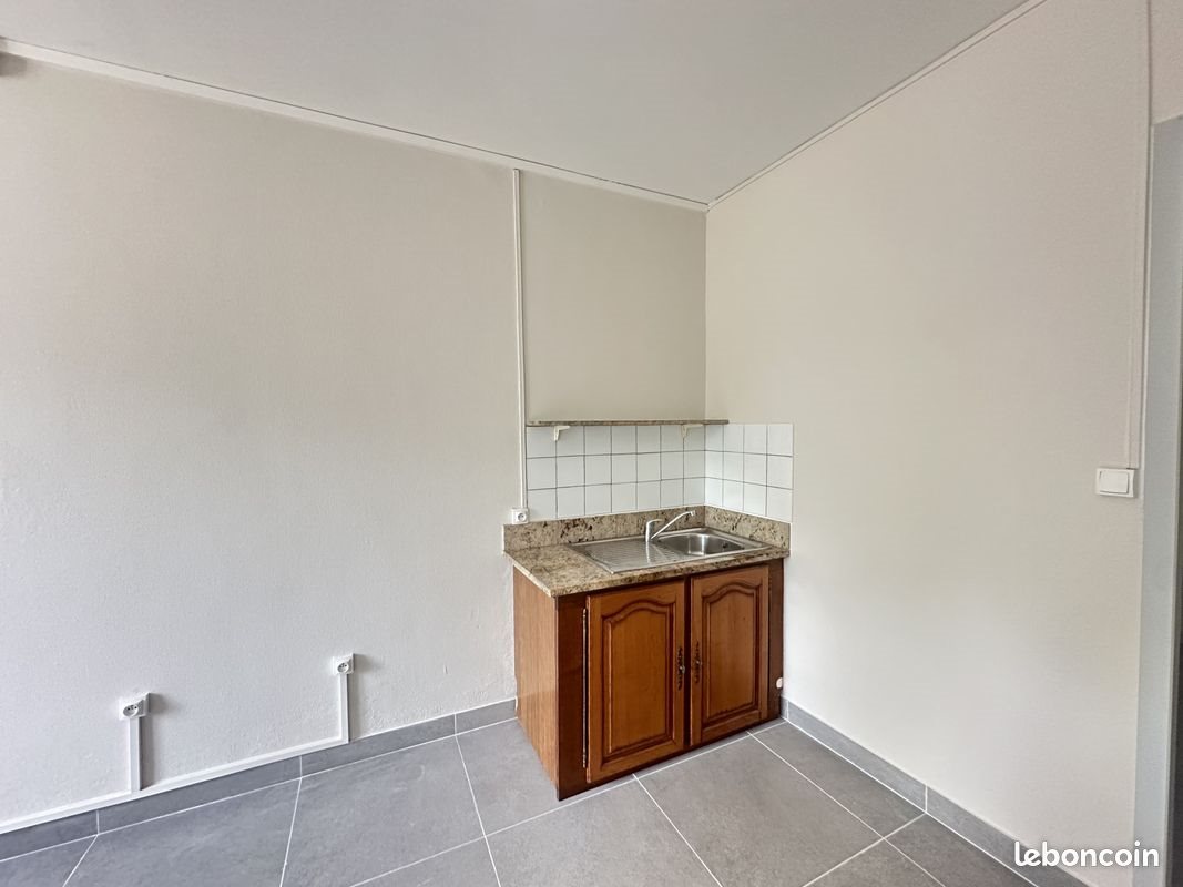 Appartement à louer, 37m², Pont-Saint-Vincent