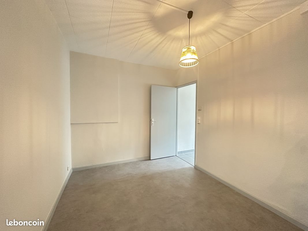 Appartement à louer, 37m², Pont-Saint-Vincent
