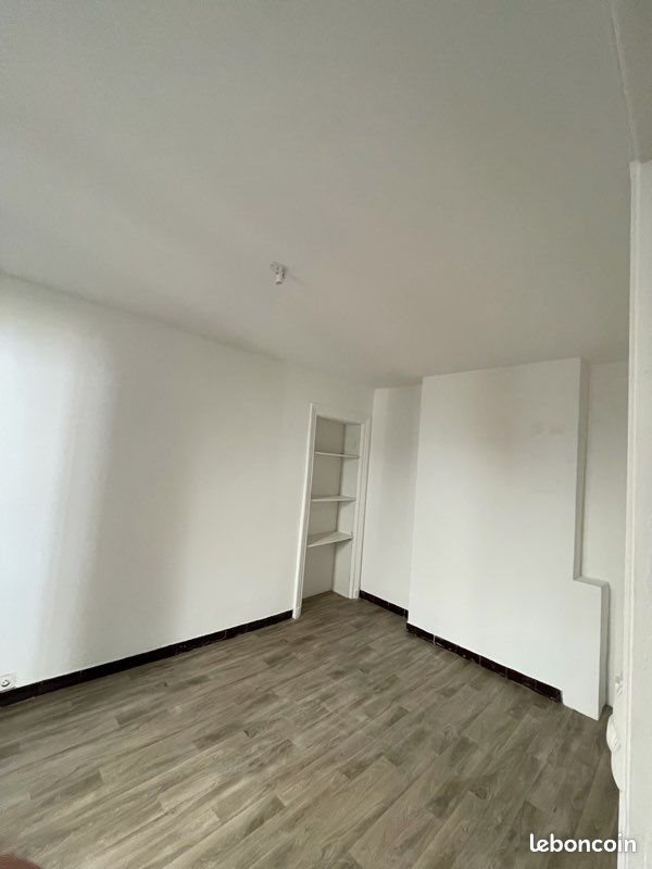 Appartement à louer, 40m², Charleville-Mézières