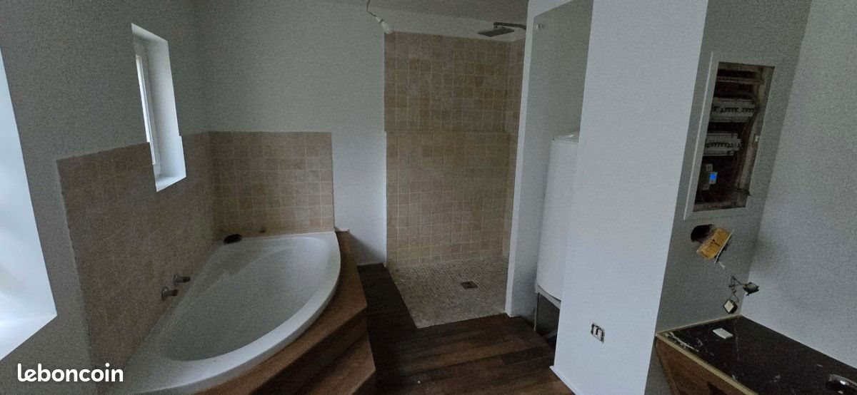 Appartement à louer, 70m², Nîmes