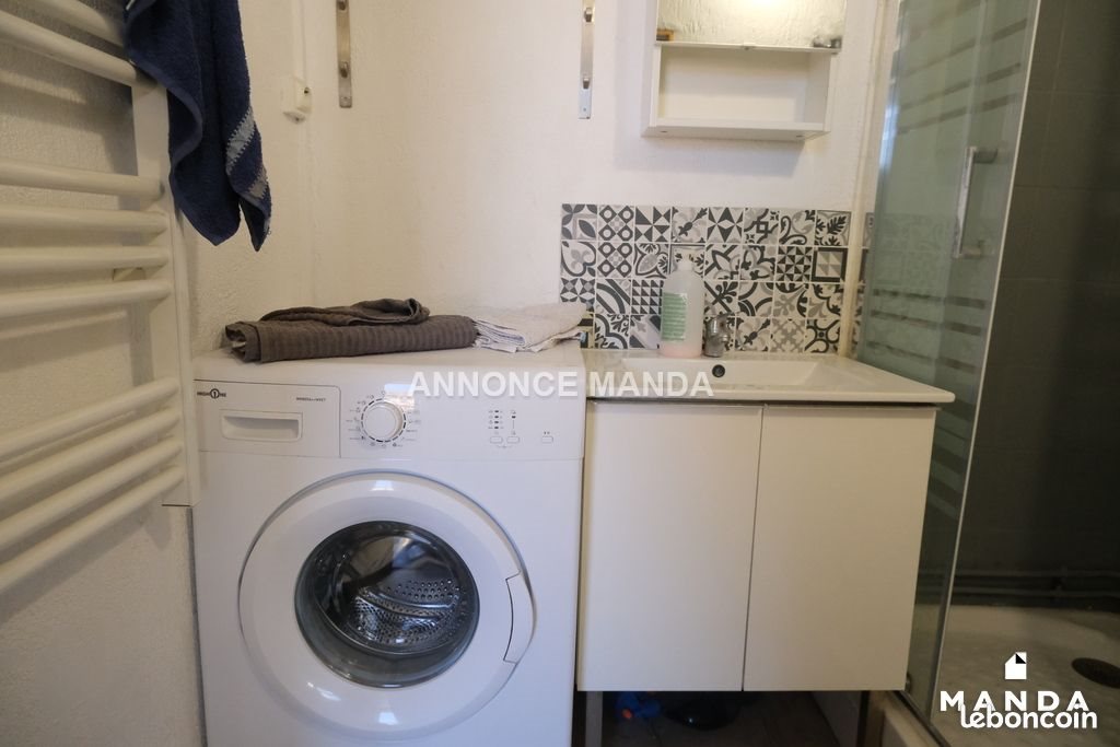 Appartement à louer, 26m², Marseille 6ème