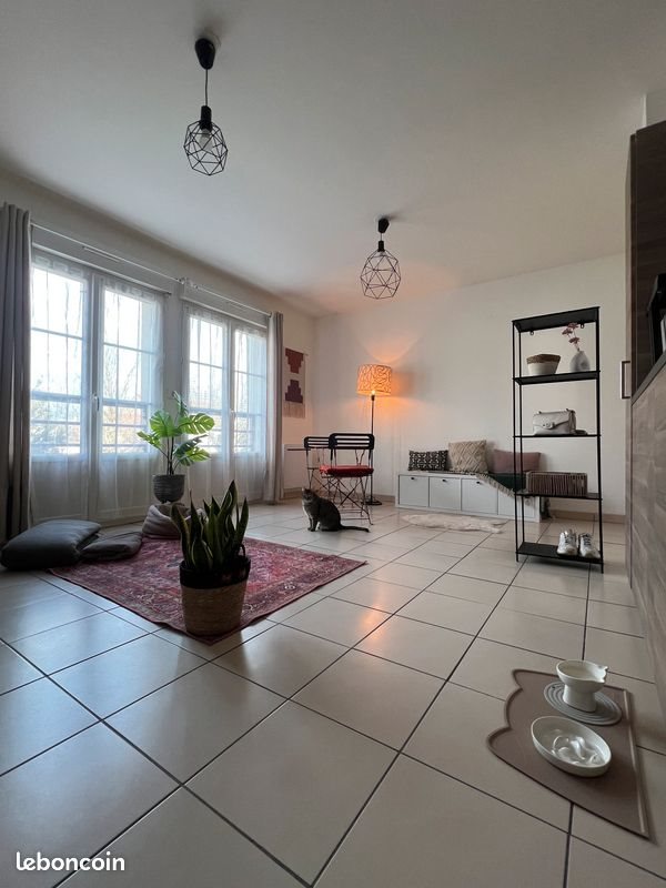 Appartement à louer, 61m², Crépy-en-Valois