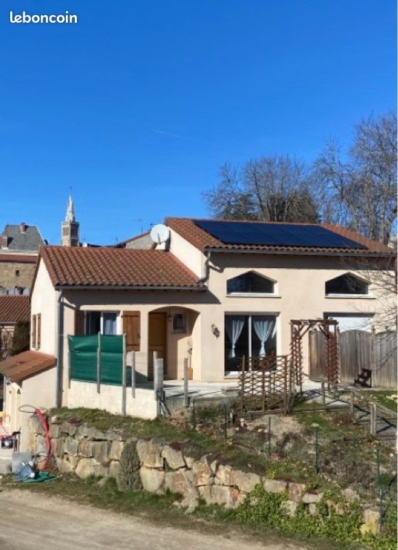 Appartement à louer, 85m², Lapte