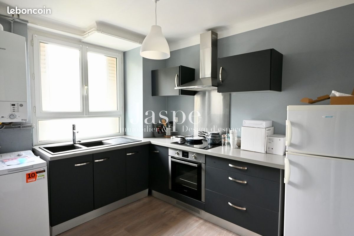Appartement à louer, 45m², Saint-Etienne