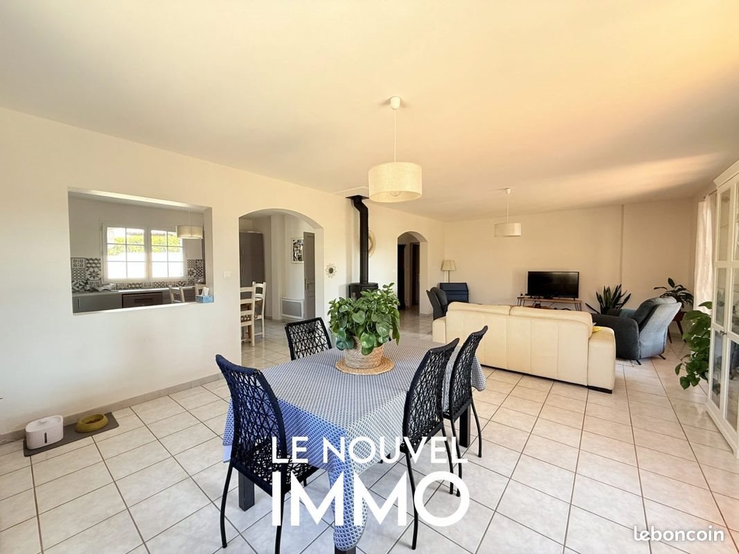Maison à vendre, 180m², Rognac