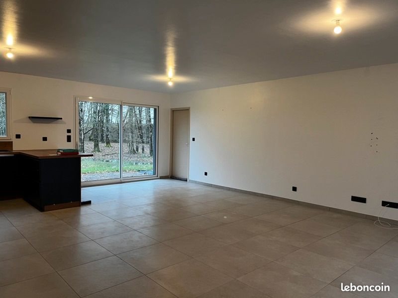 Maison à louer, 107m², Foëcy