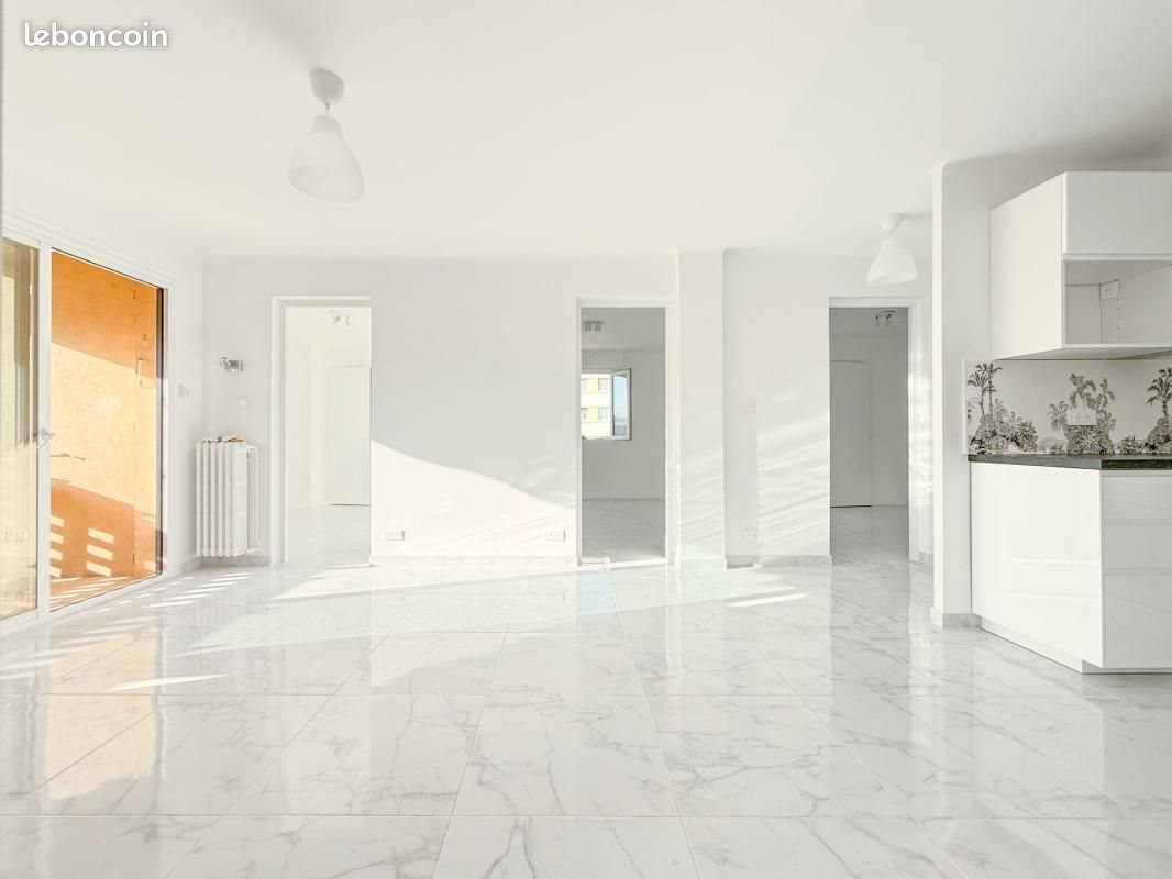 Appartement à louer, 67m², Nice