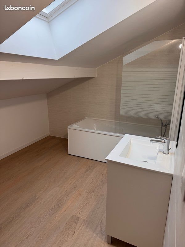 Appartement à louer, 90m², Homécourt