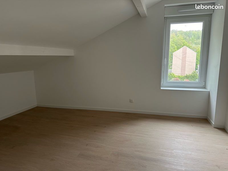 Appartement à louer, 90m², Homécourt