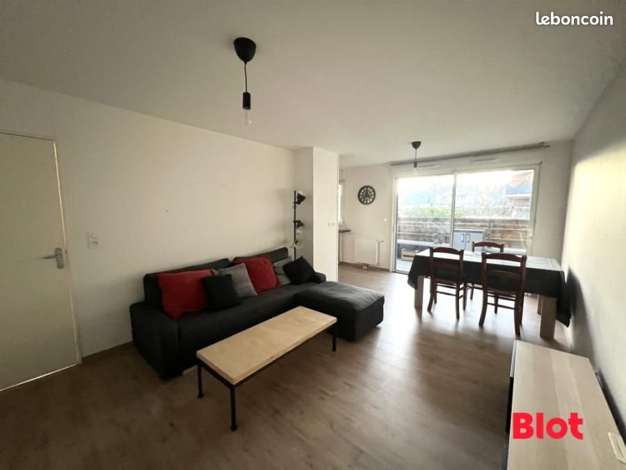 Appartement à louer, 69m², Chantepie