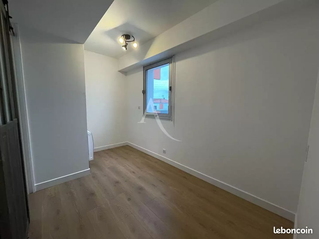 Appartement à louer, 27m², Saint-Gilles-Croix-de-Vie