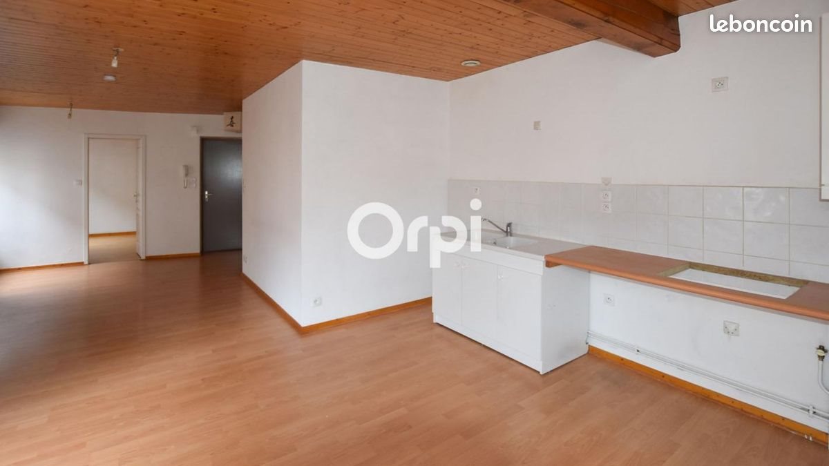 Appartement à louer, 40m², Saint-Symphorien-sur-Coise