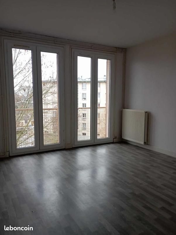Appartement à louer, 59m², Saint-Julien-les-Villas