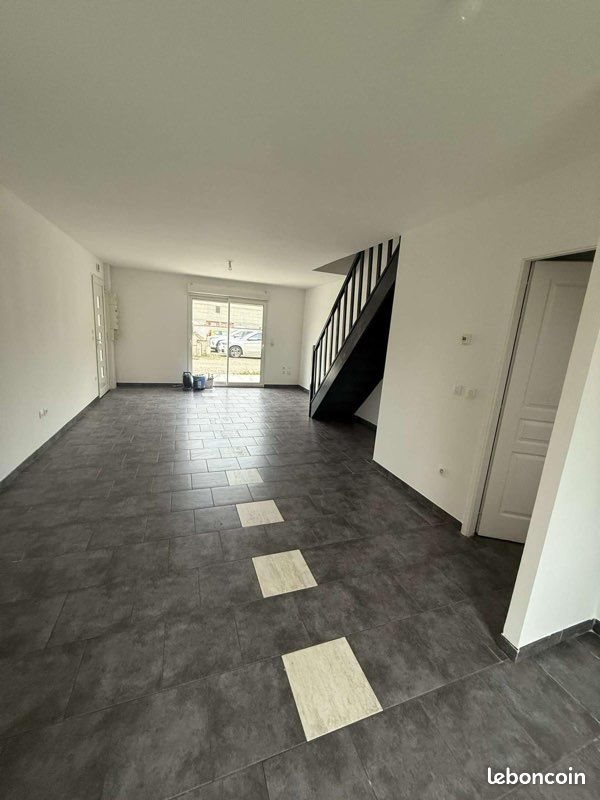 Maison à louer, 75m², Beaurepaire