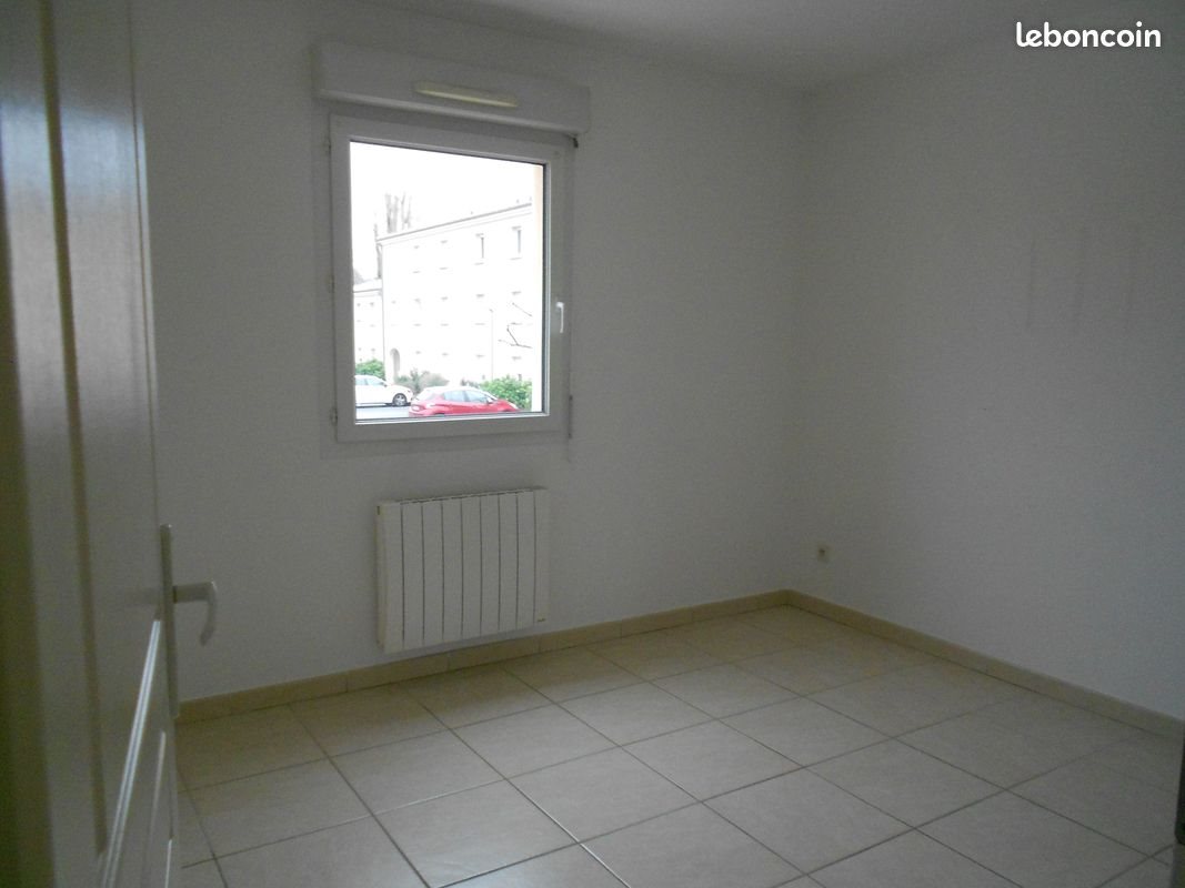 Appartement à louer, 74m², Saint-Paul-Trois-Châteaux